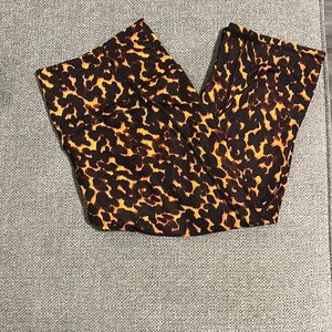Fabletics Capri pants
